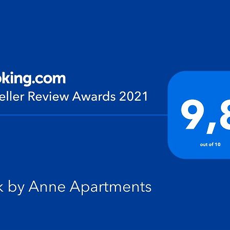 ורשה Folk By Anne Apartments & Rooms מראה חיצוני תמונה